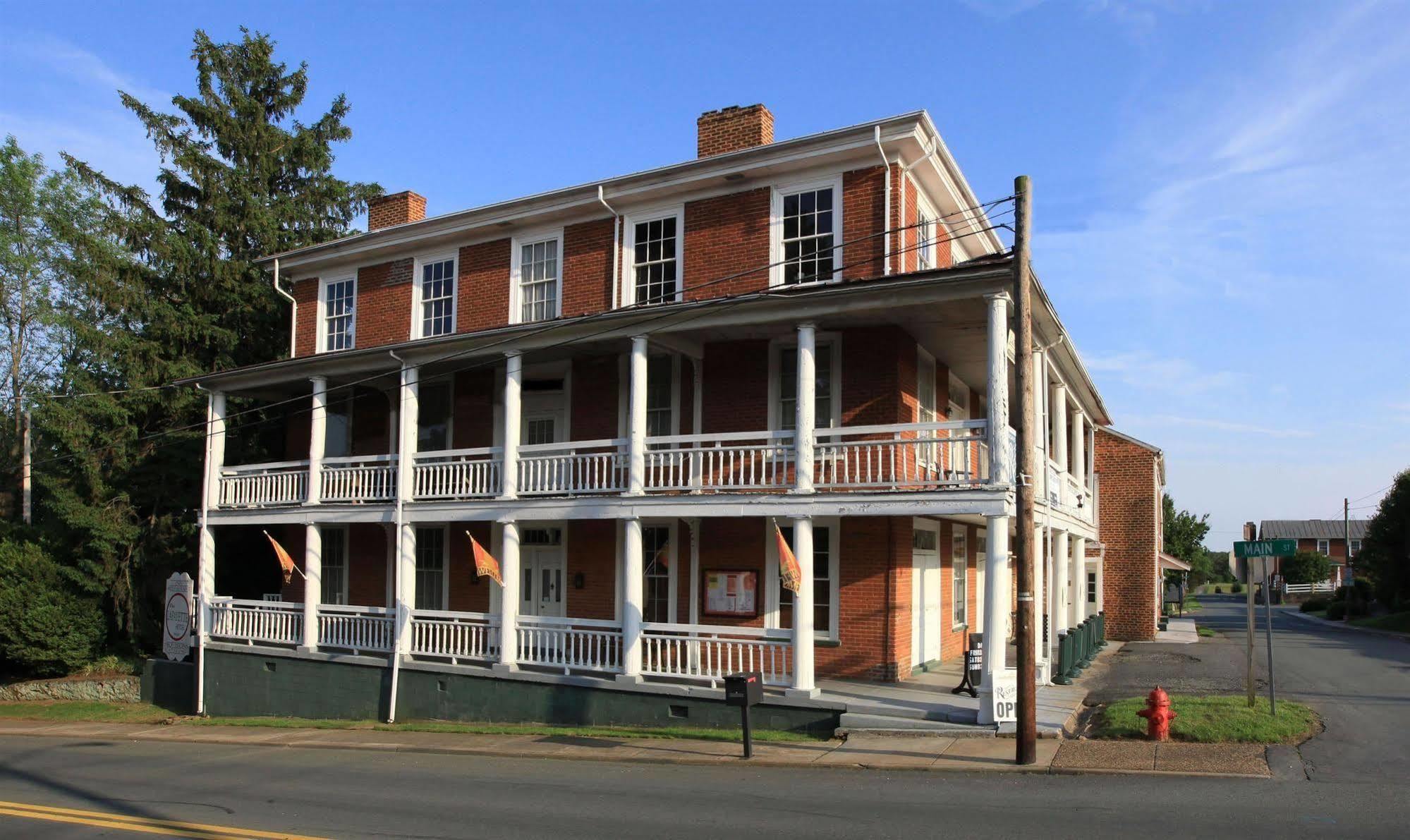 The Lafayette Inn & Restaurant Stanardsville Exterior foto